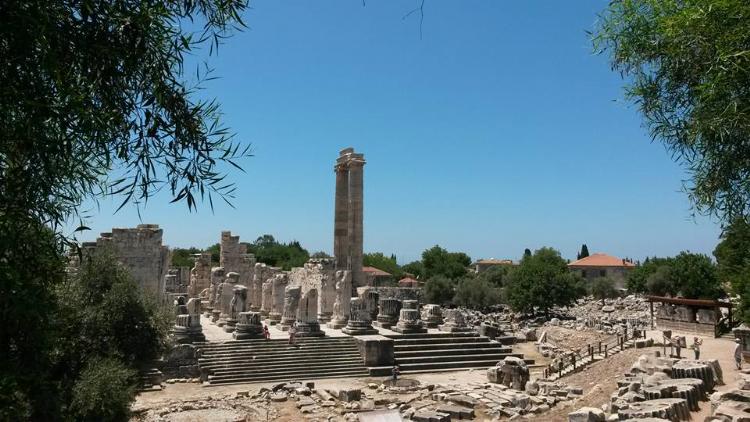 APOLLO TEMPLE SUNSET & NIGHT MARKET TOUR