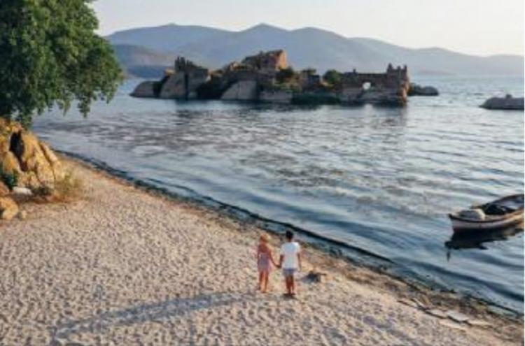 Bafa Lake Tour with Traditional Village Breakfast
