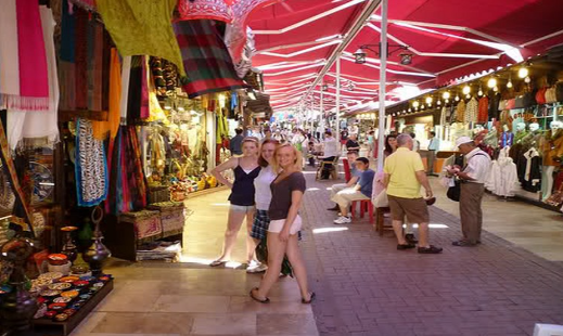 Didim’den Kuşadası Pazar Turu | Çarşı Alışverişi ve Sahil Kenarında Serbest Zaman